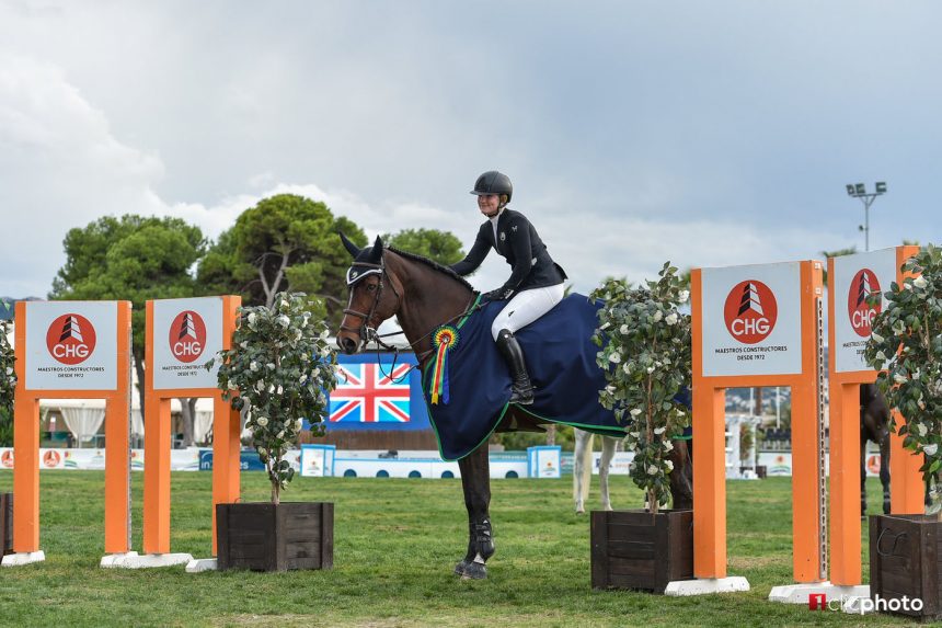 Emily Moffitt wins the CSI2* Grand Prix presented by CHG in Autumn MET 2018