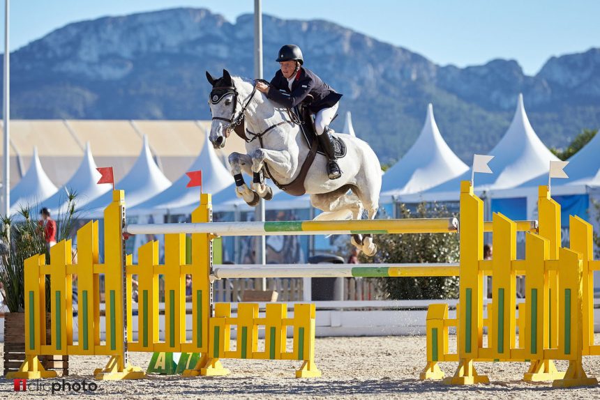 Matthew Sampson and Ebolensky top in CSI2* Grand Prix of CHG at Autumn MET 2018