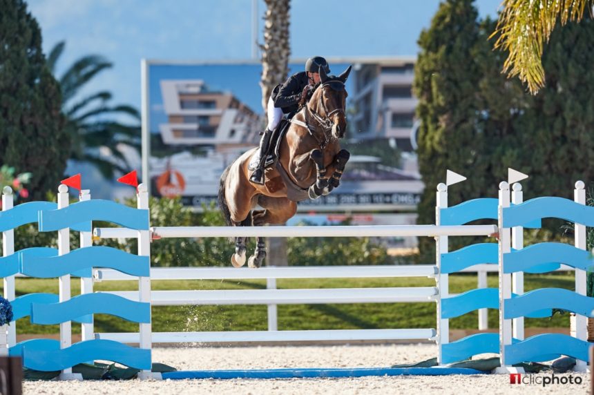 Stijn-timmerman-grand-prix-oliva-nova Stijn Timmerman steals the show in the CSI2* Grand Prix presented by Oliva Nova Beach & Golf Resort at Spring MET II