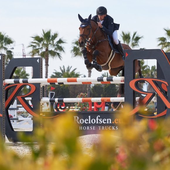 35959bd9-c5df-4092-a8c4-cd412a1f3b37 Daan van Geel snatches the win in the CSI2* Grand Prix presented by Oliva Nova Beach & Golf Resort at Spring MET III 2019