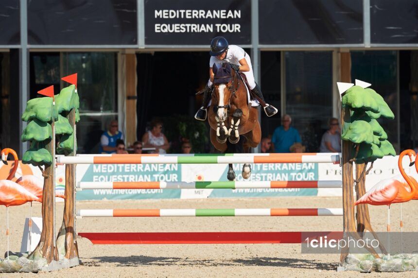 ce87bf48-8add-4b94-8b61-7808a8f474b3 Katharina Offel and Elien win the CSI2* Grand Prix presented by Oliva Nova Beach & Golf Resort at the Autumn MET 2019