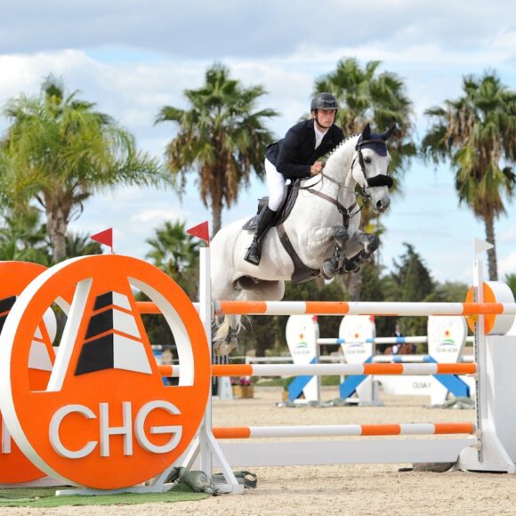 Richard Vogel flies to the win in the CSI2* Grand Prix presented by Oliva Nova Beach & Golf Resort at the Autumn MET