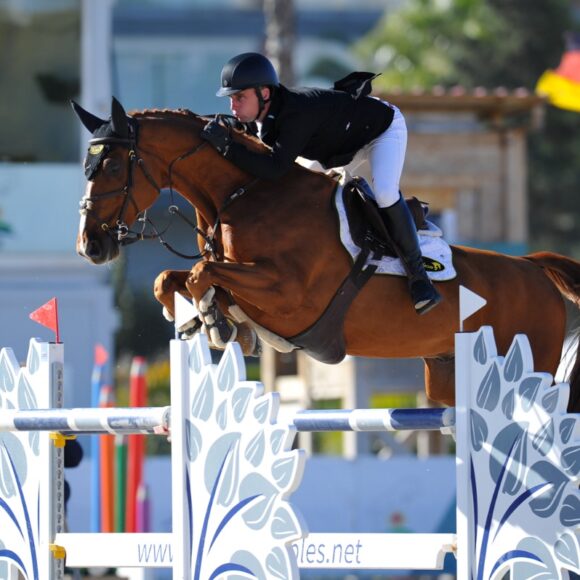 The Autumn MET 2020 concludes with a win for Richard Howley and Arlo de Blondel in the CSI2* Grand Prix presented by Oliva Nova Beach & Golf Resort