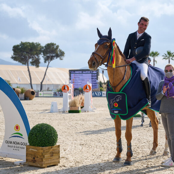 03e3d7bf-44af-4e64-ba18-51cc08152d7c Nicolas Delmotte dominates the CSI3* 1.50m Grand Prix presented by Oliva Nova Beach & Golf Resort at Spring MET 2021