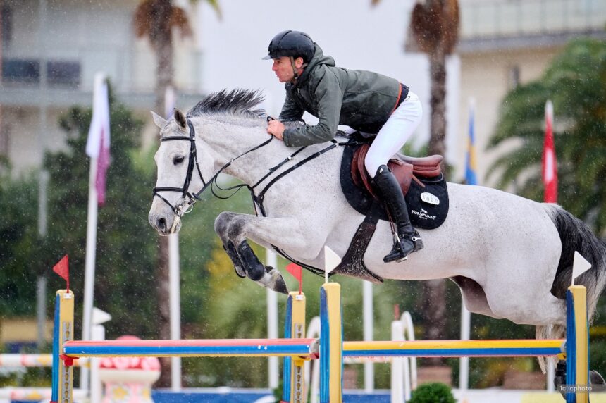 Steve Guerdat and Is-Minka take the top honours in the CSI3 Steve Guerdat and Is-Minka take the top honours in the CSI3