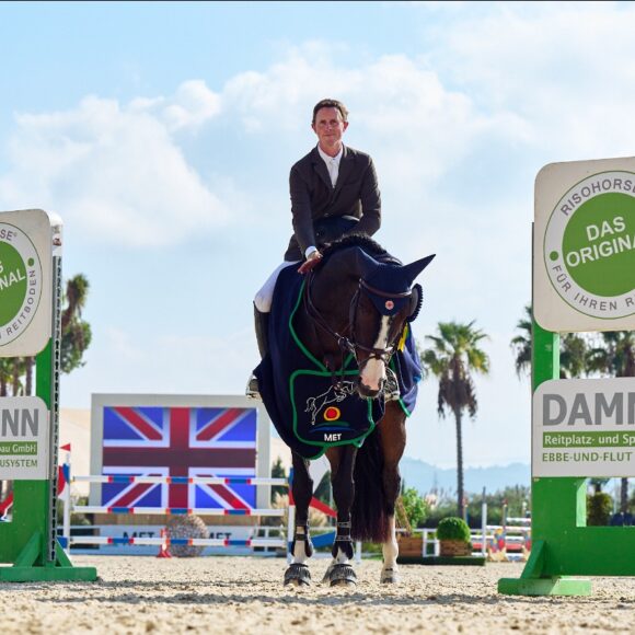 Ben Maher and Ginger-Blue best in the CSI2* Grand Prix presented by Dammann Reitplatz- u. Sportplatzbau GmbH at Autumn MET 2023