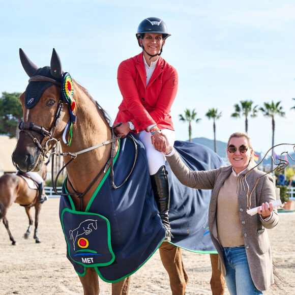 Virginie Thonon and Pecorino de La Liniere top the CSI3 1.50m Grand Prix presented by Oliva Nova Beach & Golf Resort at Spring MET II 2024 1 Virginie Thonon and Pecorino de La Liniere top the CSI3* 1.50m Grand Prix presented by Oliva Nova Beach & Golf Resort at Spring MET II 2024