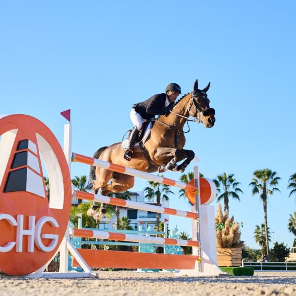 Ismael Garcia Roque and Byblos d'Elle close off the 2024 MET-season Ismael Garcia Roque and Byblos d’Elle close off the 2024 MET-season with a win in the CSI3* 1.50m Grand Prix Trofeo CHG