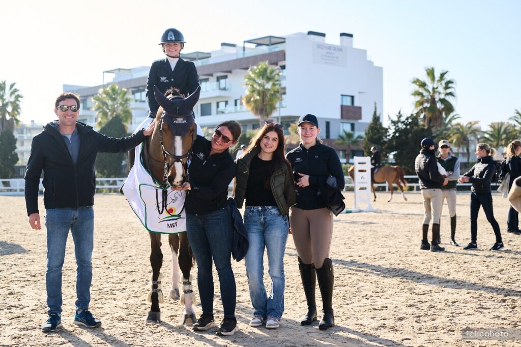 Giavanna Rinaldi and Mijnheer van de Lentamel take the top honours in the CSI2 1.45m Oliva Nova Beach & Golf Resort Grand Prix - 1